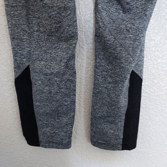 Champion 9 Gray Ankle Leggings Size XS - Picture 5 of 10